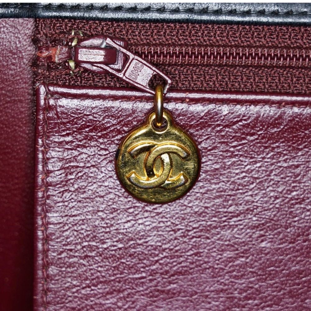 ✅AUTHENTIC✅CHANEL LAMBSKIN QUILTED BAG - Picture 8 of 17